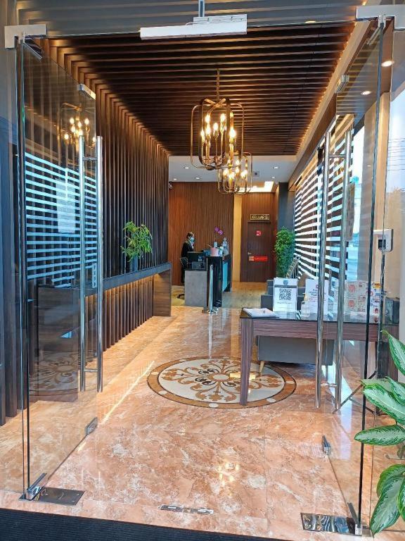 Kemena View Hotel Кучинг Экстерьер фото